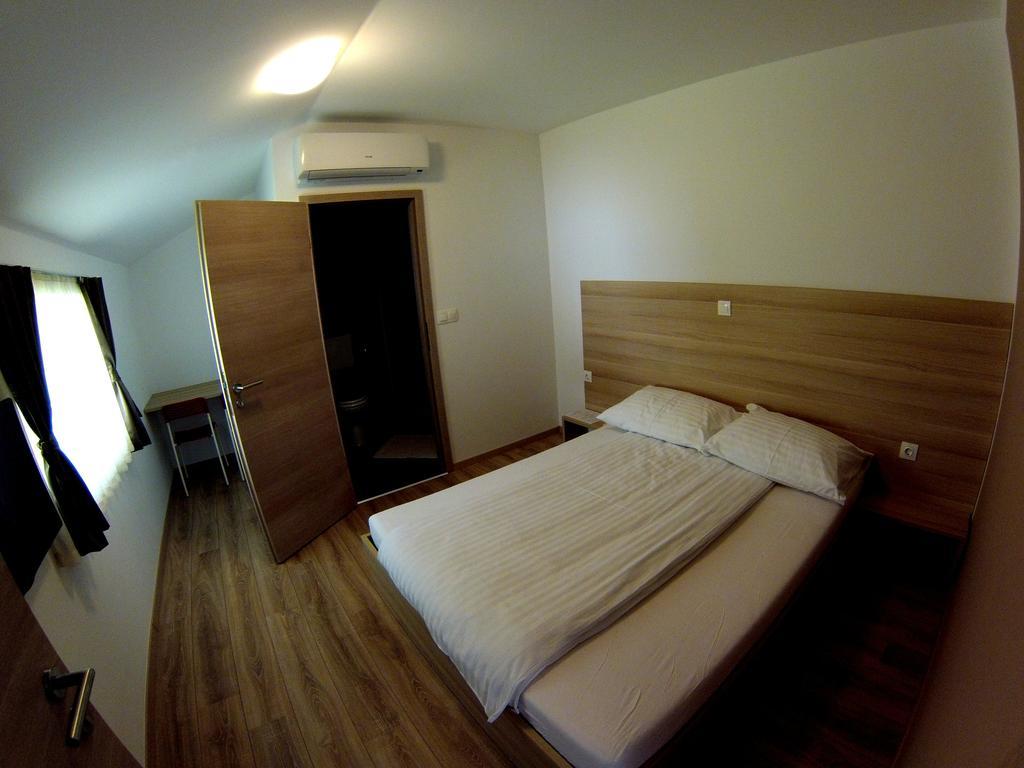 Sweet Dreams Rooms And Apartments Postojna Zimmer foto