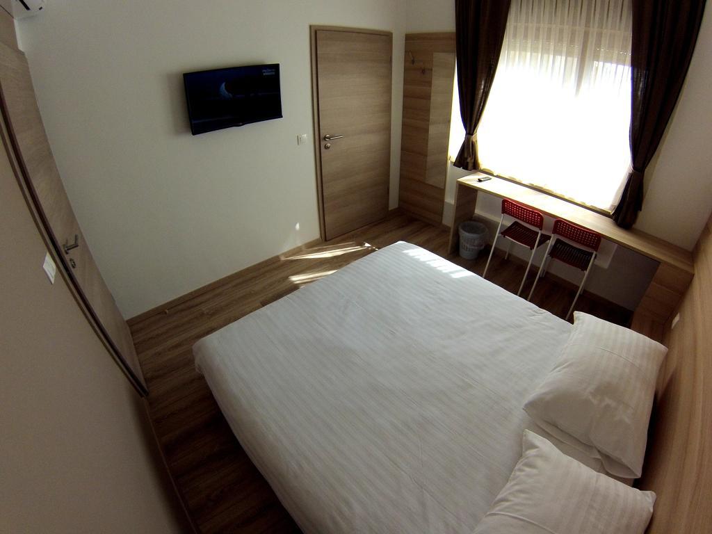 Sweet Dreams Rooms And Apartments Postojna Zimmer foto